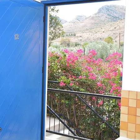 Lägenhetshotell Helen's Appartments 3*